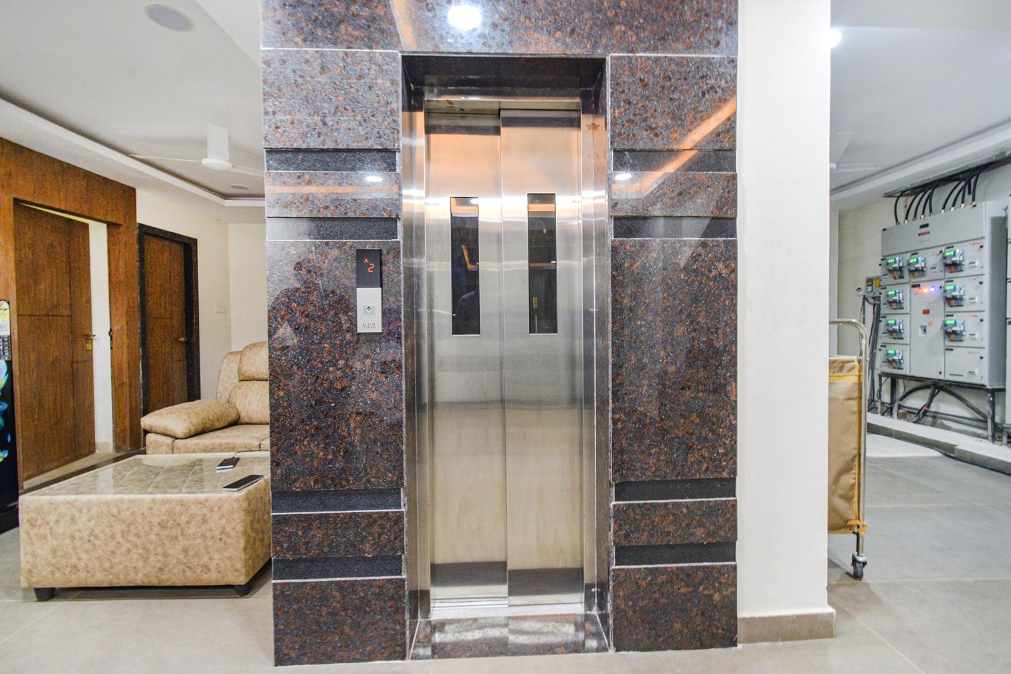 Fabhotel Seri - Nr Kims Hospital, Gachibowli Hajdarábád Exteriér fotografie